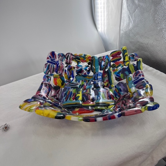 Artist Piece fused and formed glass bowl - Picture 9 of 12